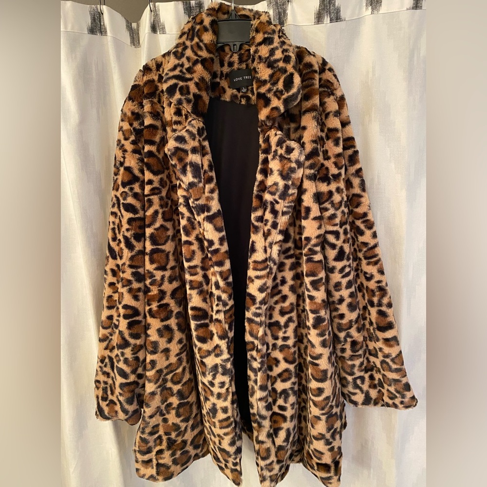 Pebby Forevee Leopard Faux Fur Coat sz L